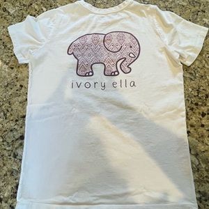 ivory ella Excellent Condition Girls Short Sleeve T-Shirt